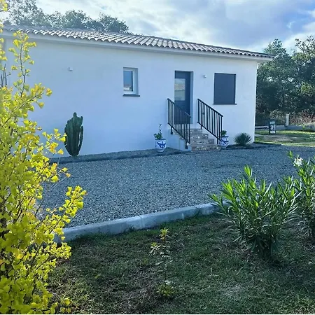 Mina Casa de Férias *